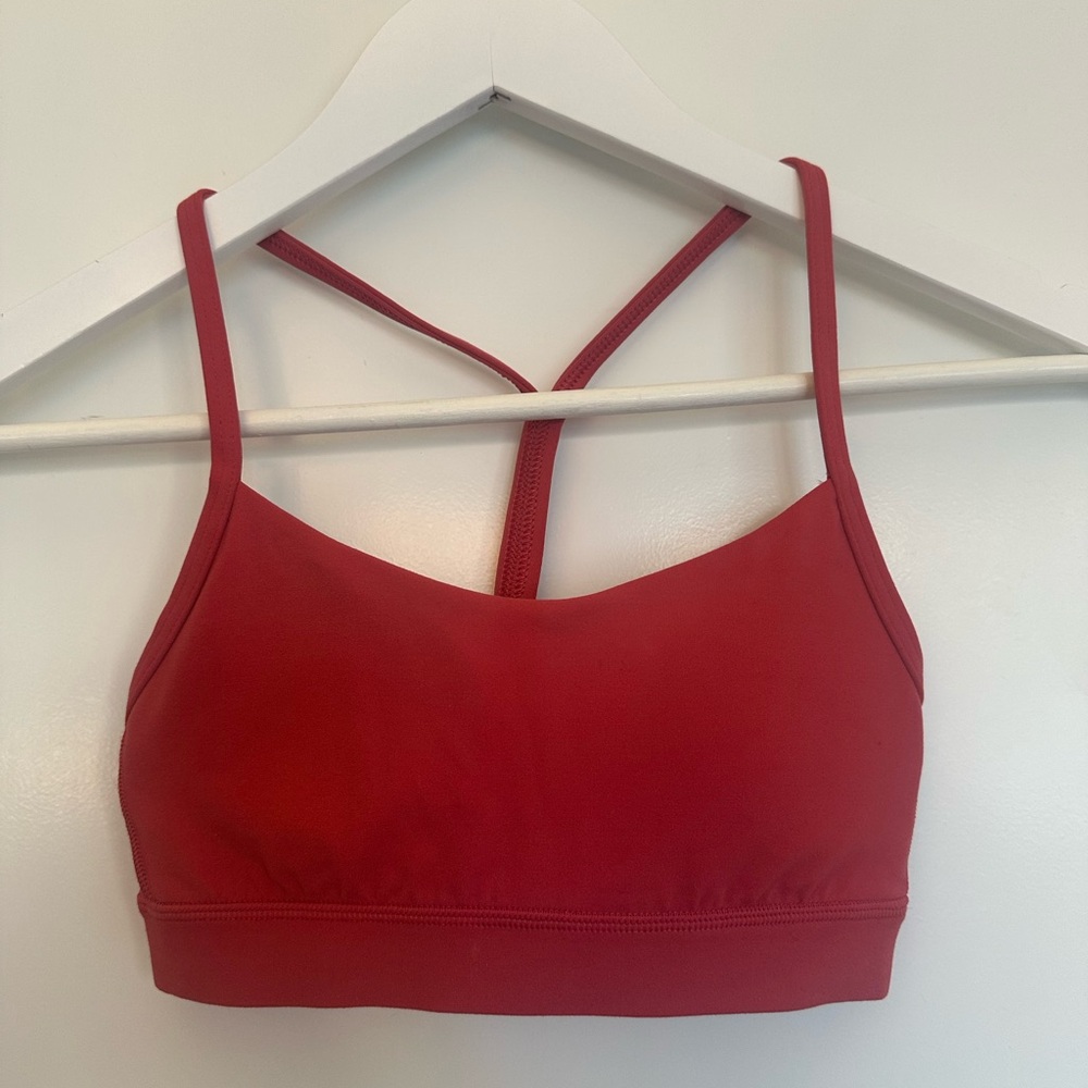 Lululemon Flow Y Bra Nulu
Light Support, A–C Cups